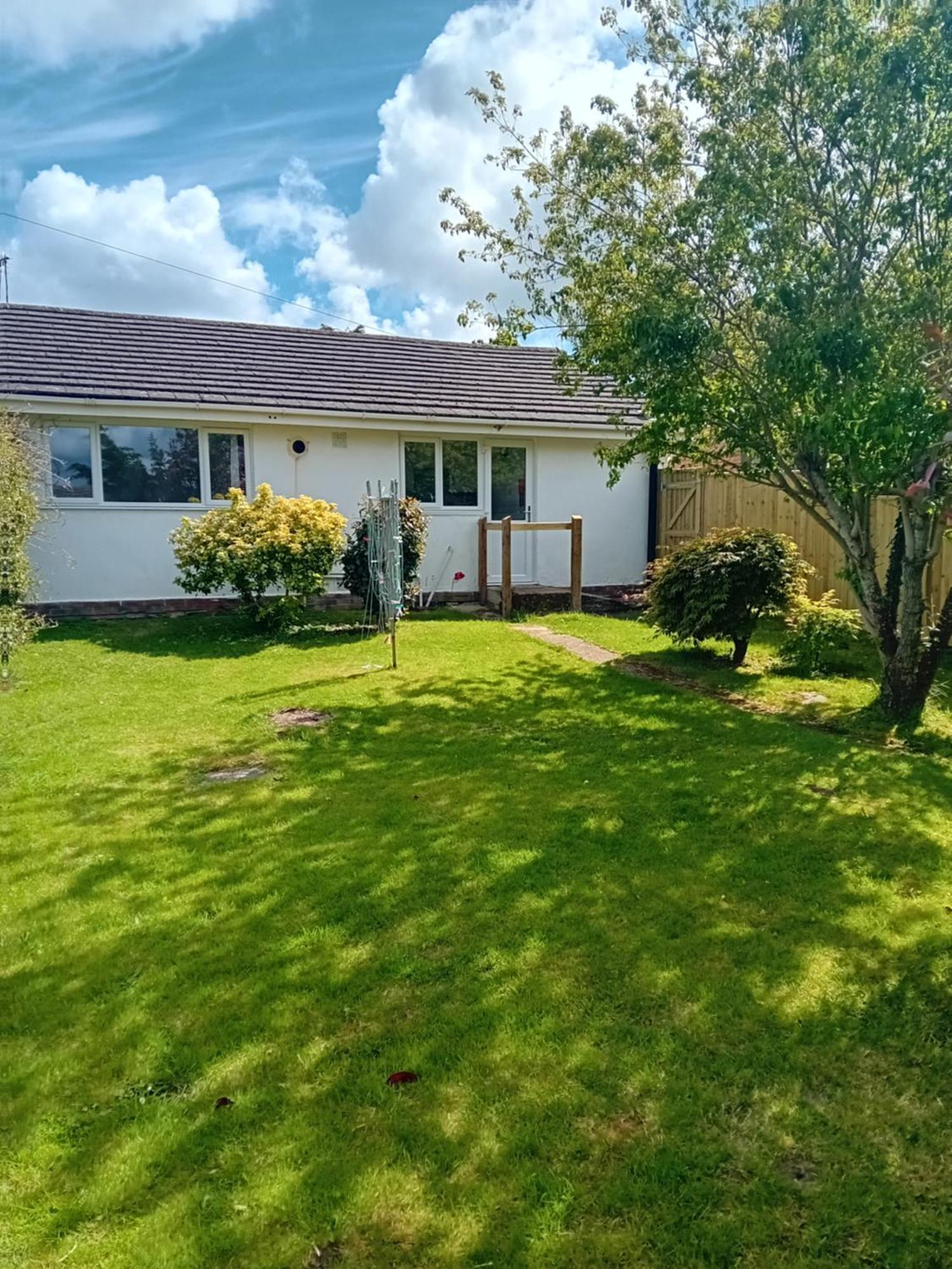 The Bungalow Lymington With New Forest 1 Mile Villa Bagian luar foto