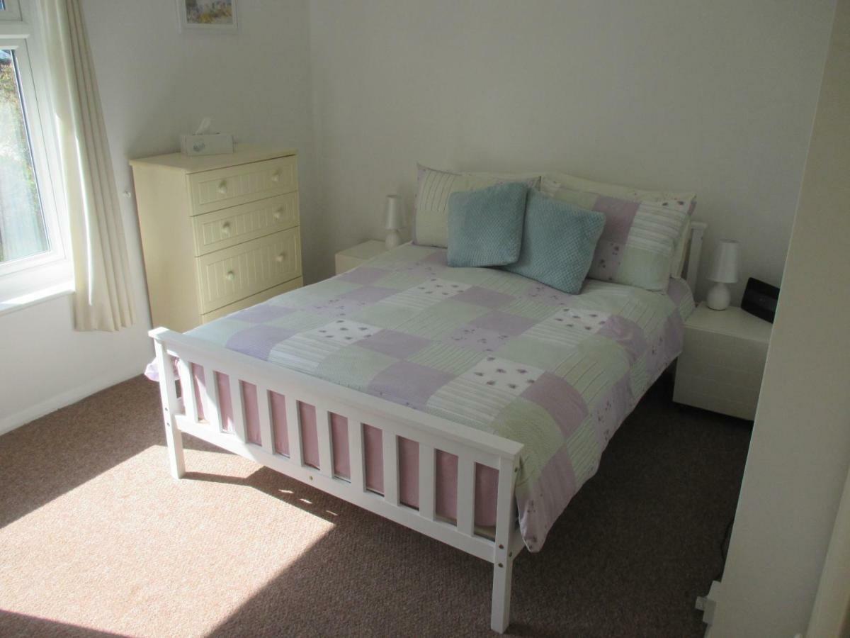 The Bungalow Lymington With New Forest 1 Mile Villa Bagian luar foto